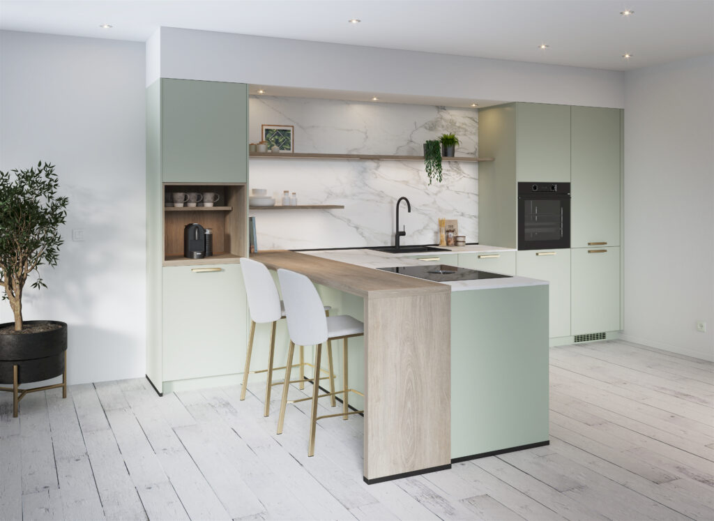 Cuisine moderne avec meubles vert pâle, plan de travail en bois, îlot central, et étagères décorées. Sol en bois clair, plantes vertes.