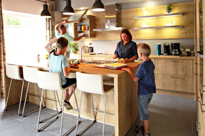 cocina-rústica-barra-moderna-èggo